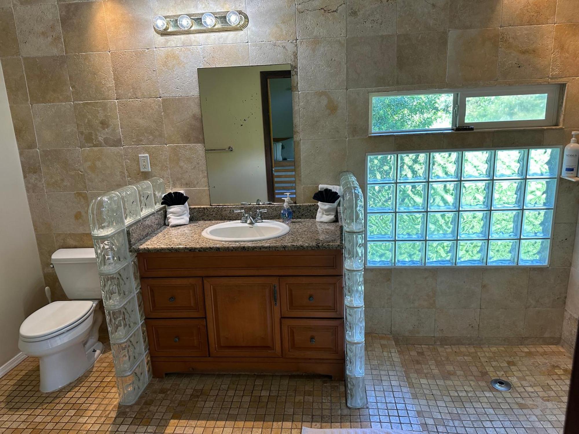 Ocean Views, Indoor And Outdoor Brilliance!