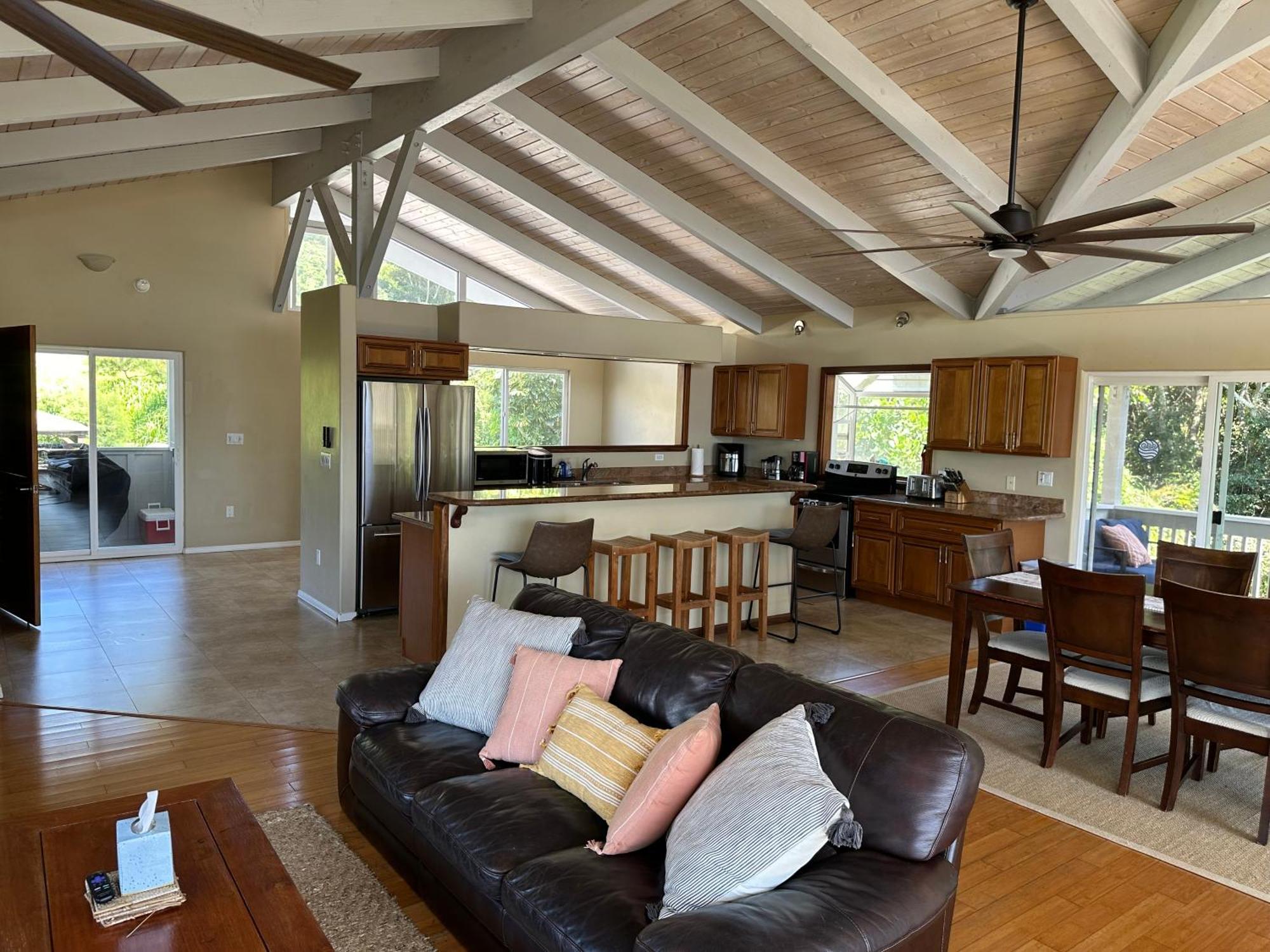 Villa Ocean Views, Indoor And Outdoor Brilliance! *